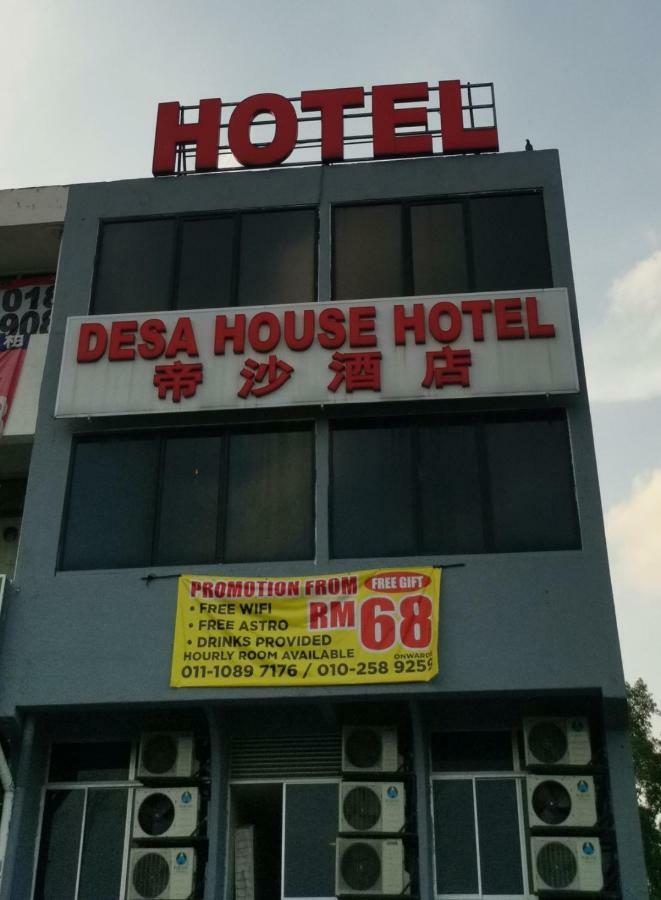 Desa House Hotel Kepong Bagian luar foto